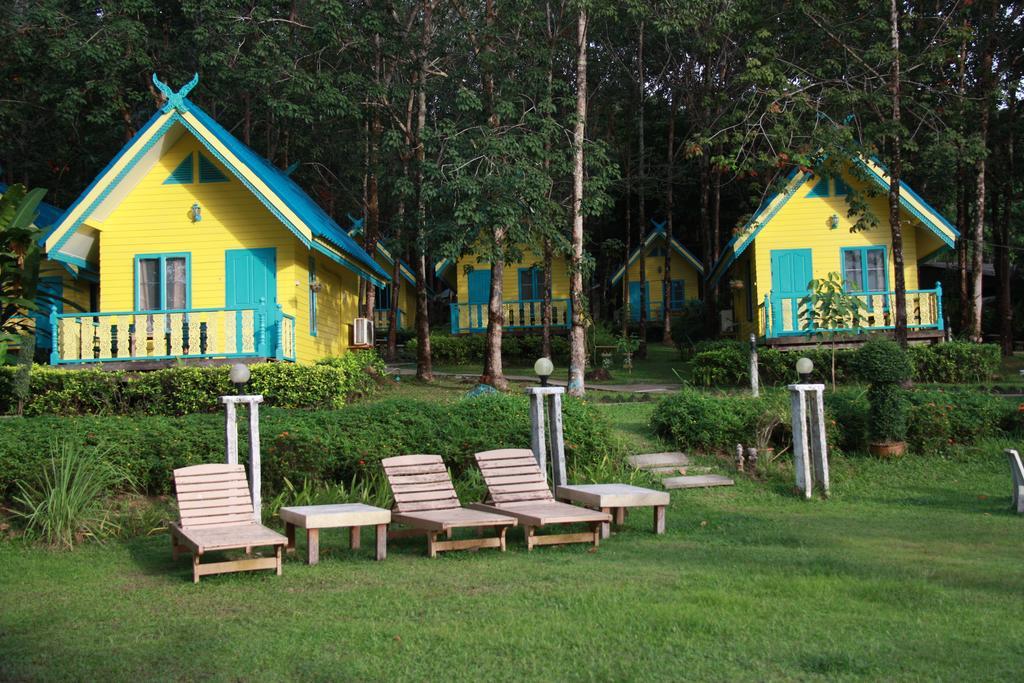 Para Resort Koh Chang Exterior photo